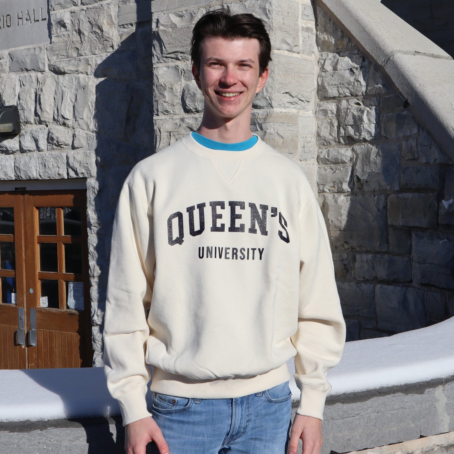 Queen's University Redwood Crewneck - Cream