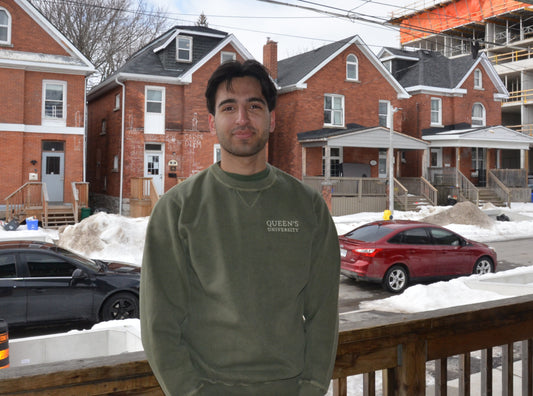 Queen's University Crewneck (Redwood)